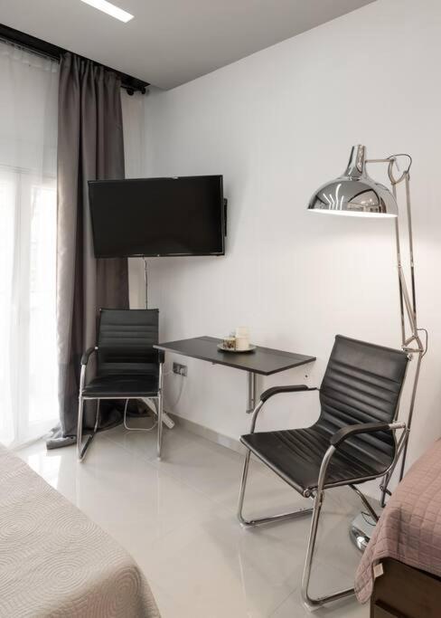 Modern Office Apartment.Wifi,2A/C,Luxury Fur/Tures Thessaloniki Exterior photo