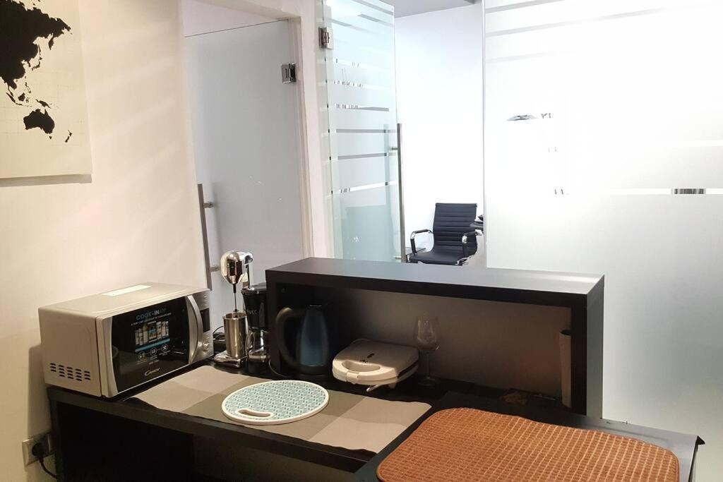 Modern Office Apartment.Wifi,2A/C,Luxury Fur/Tures Thessaloniki Exterior photo